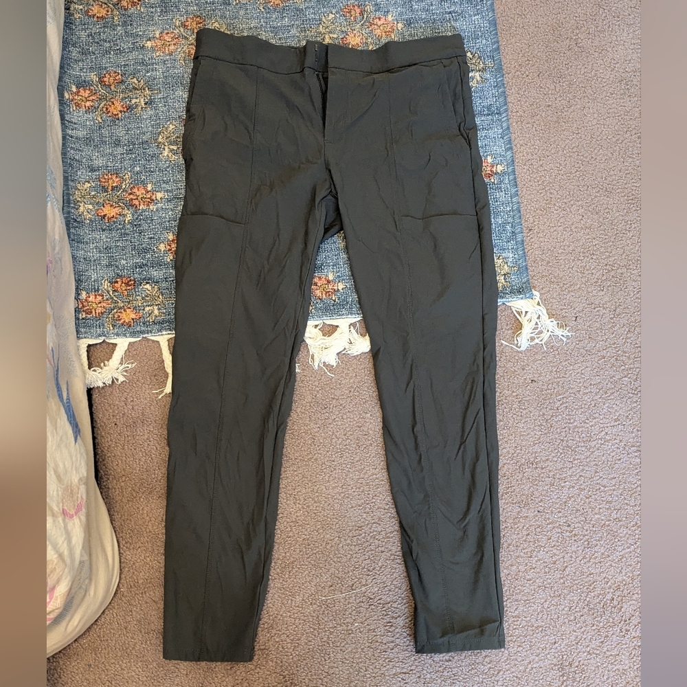 Athleta Wander Stash Skinny Pant